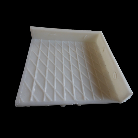 Plastic Angle End Cap