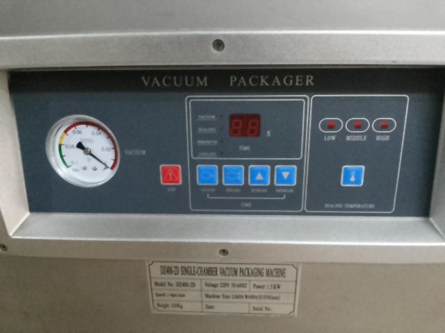 Single Chamber Vacuum Packaging Machine