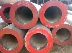 A 335 Gr. P11 Alloy Steel Seamless Pipe Section Shape: Round