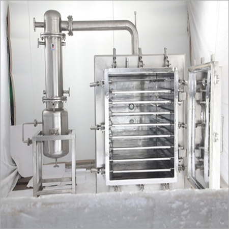 Vacuum Tray Dryer