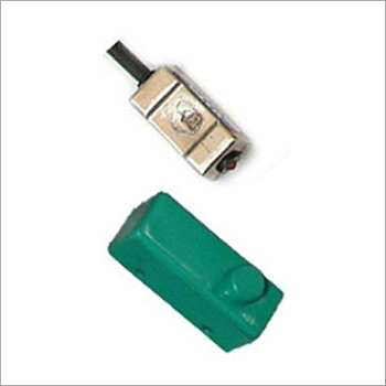 Micro Switch - Metal, 50x20x18 mm | Chemical Resistance, Compact Design, Precise Dimensions, Reliable Performance, Corrosion Resistant