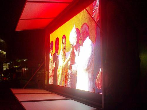VIDEO Walls