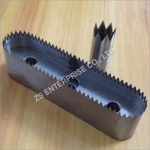 Pneumatic Toothed Punch By ZS ENTERPRISE CO., LTD.