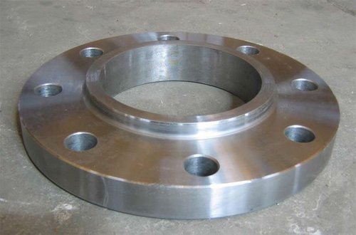 CS Flanges A105 - CS A105 Material, Variable Size | High Strength, Smooth Finish, Rust Proof, Durable