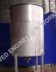 Dimple Jacketed Tank Capacity: 5000-10000 Kg/Day