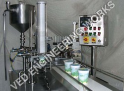 Silver Curd Filling And Packing Machine