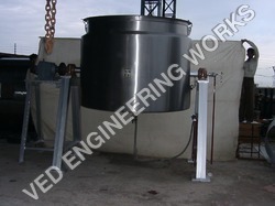 Tiltable Boiling Pans Capacity: 500-5000 Kg/day