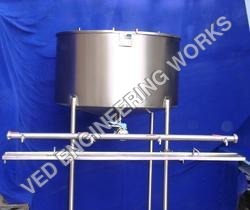 Syrup Filling Tank Capacity: 50-5000 Kg/Hr