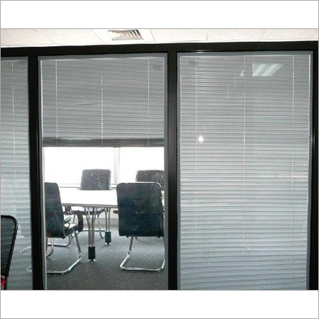 Sandwich Glass Blinds