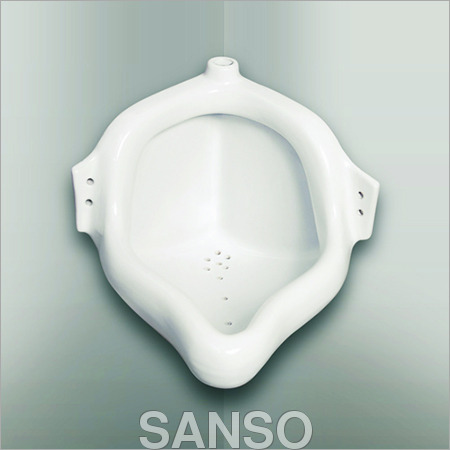 CORNER URINAL
