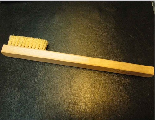 Exothermic Mold Cleaning Brush