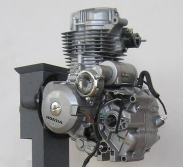 Mild Steel Working Model Of 1 Cylinder, 4 Stroke Si Engine