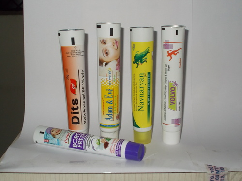 Mehandi and Lip Guard Tube