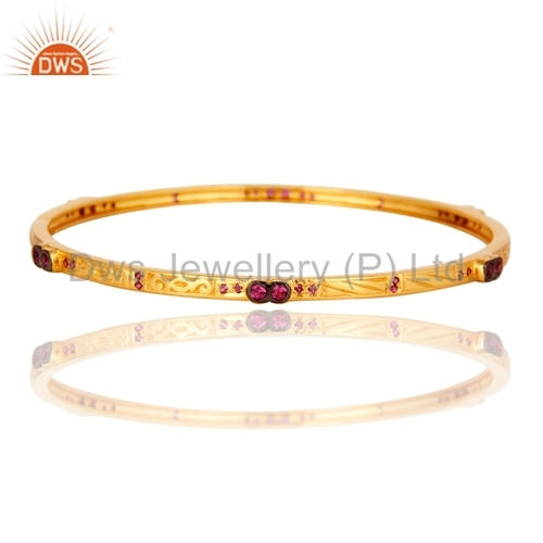 Red Zircon Designer Gold Plated Fashion Bangles Gender: Women
