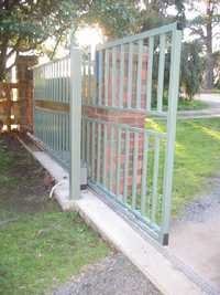 Motorised Sliding Gate - Iron Material, Automatic Bi-parting & Horizontal Opening | Corrosion Resistant Finish, Low Maintenance, Excellent Performance