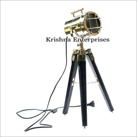 समुद्री पीतल सर्च लाइट