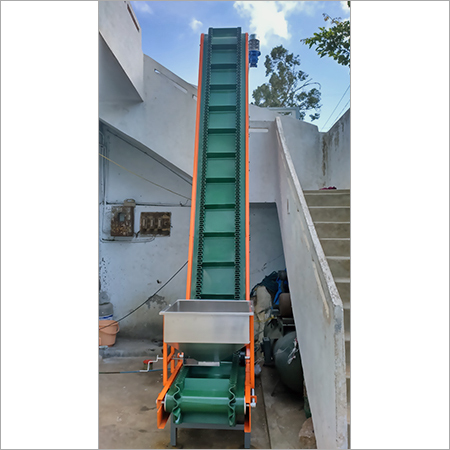 Inclined Cleated Belt Conveyor