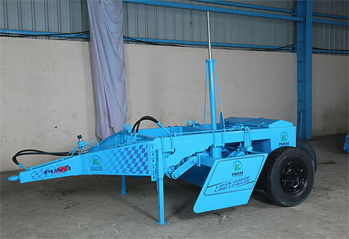 Punni Laser Land Leveler - 4641mm Length, 2160mm Width, 1300kg, 0.94m3 Bucket | Precise Leveling, Efficient Operation, Improved Drainage