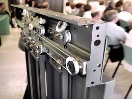 FORMATOR DOOR