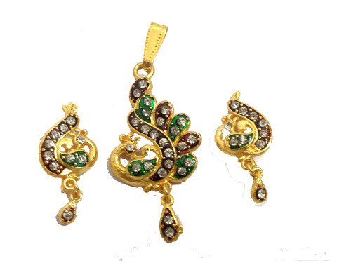 Designer Pendent Set