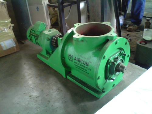 Screw Conveyor
