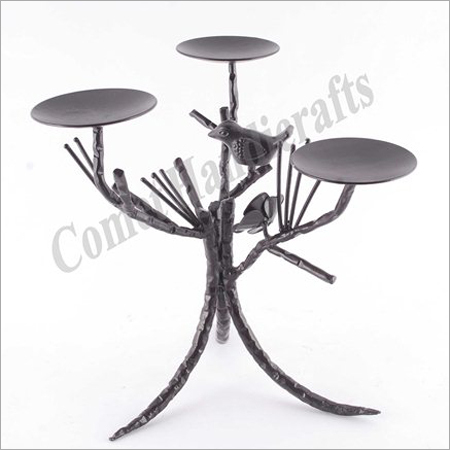 Metal Pillar Holder