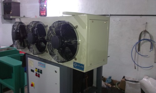 Air blast oil cooles