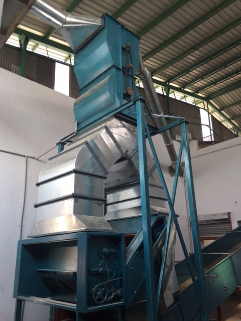 Lint Conveying Separator
