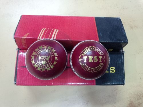 -PILOT PS Cricket ball "TEST" For cricket practice & matches