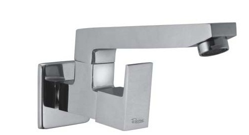 Sink Cock With Swivel Spout