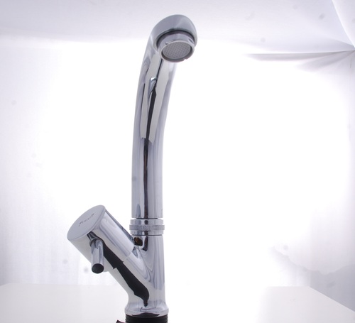 Swan Neck With Swivel Spout