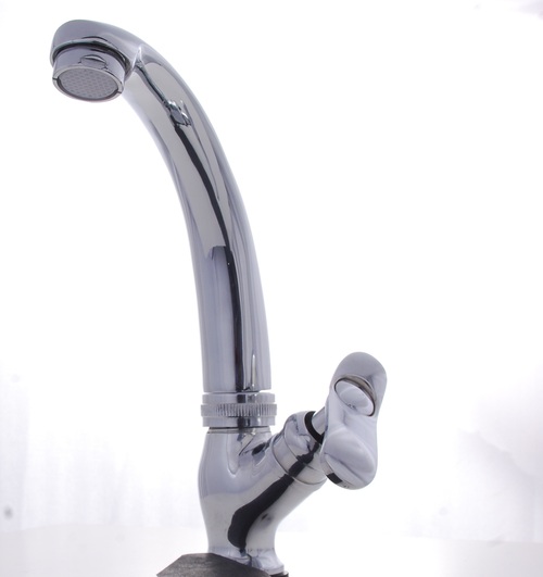 Swan Neck With Swivel Spout