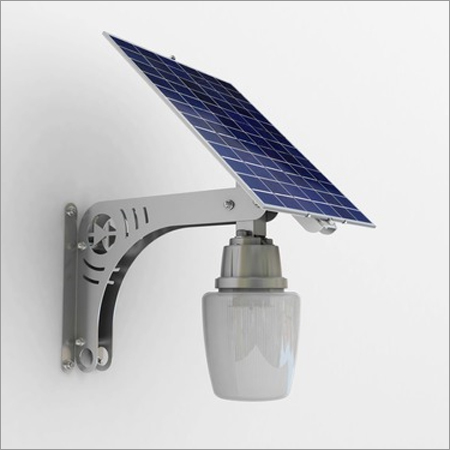 Solar Courtyard Lamp