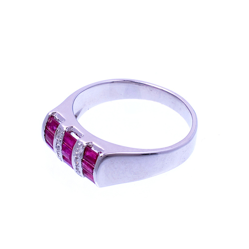 925 Sterling silver Dyed Ruby & Cubic zerconia gemstone ring