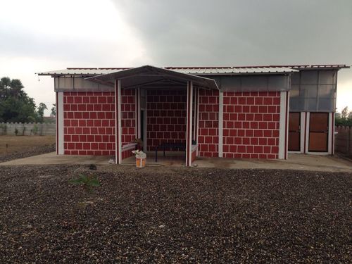 Folding Compound Home Wall