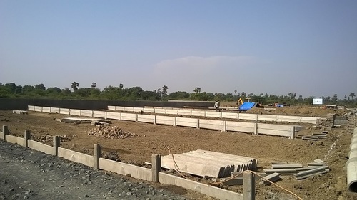 Plots Divider Concrete Wall