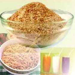 Rafoxanide Powder - Brown Color, Water Soluble | Effective Treatment, WHO Certified, Safe Usage, Bulk Packaging