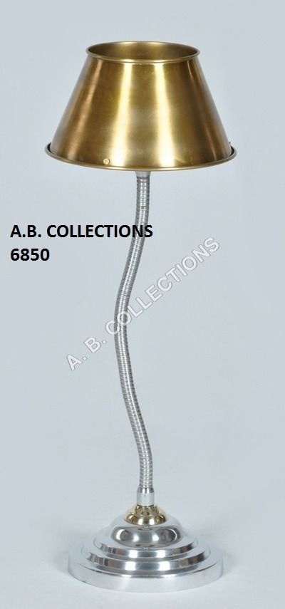 Brass Antique Shade Designer Lamp Light Source: Energy Saving