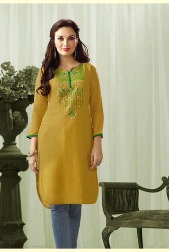 Ladies Casual Wear Designer Kurti