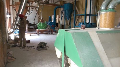 Besan Milling Plant Capacity: 700 Kg/Hr