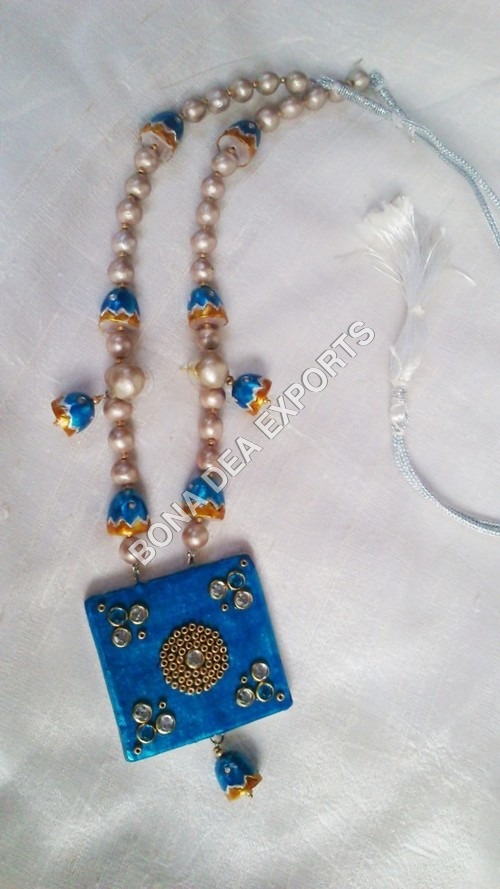 Terracotta Jewelery Gender: Women