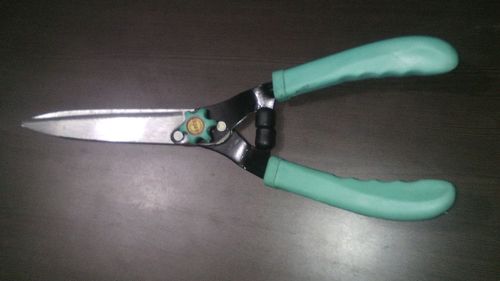 Hedge Shear