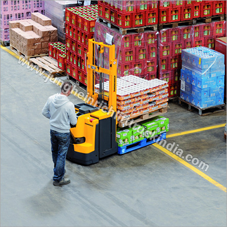 Commercial Lift Trucks Rental