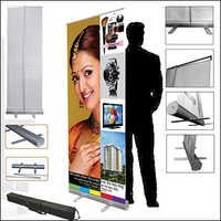 Pull up banner system