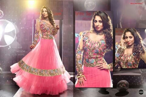 Pink Heavy work Sarara