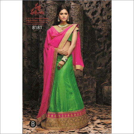Dazzing Lehenga Choli 