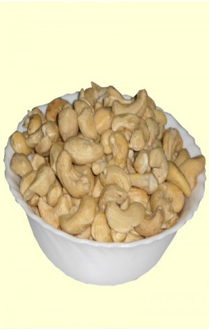 Cashew Nut 320 1 Kg Packet