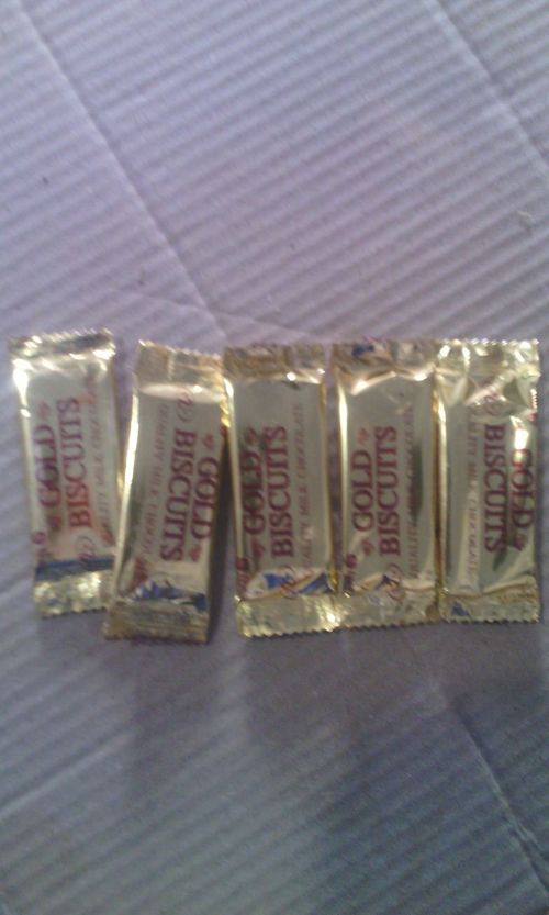 Gold Biscutts