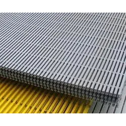 Fiberglass Grating Size: 50 X 50 Mm