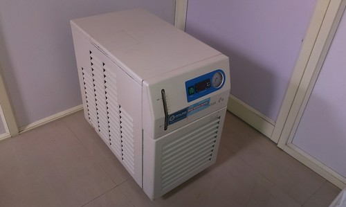 Portable Water Chiller - Steel, 5Kw Cooling Capacity, 10L/Min Flow Rate | Precise Control, Compact Design, Energy Saving, Temp Stability